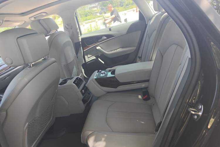 Used Audi A6L 2014 35 FSI Luxury Edition Left Rear Seat