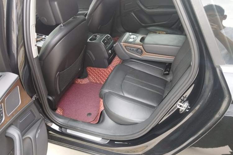 Used Audi A6L 2014 50 TFSI quattro Luxury Model Left Rear Seat