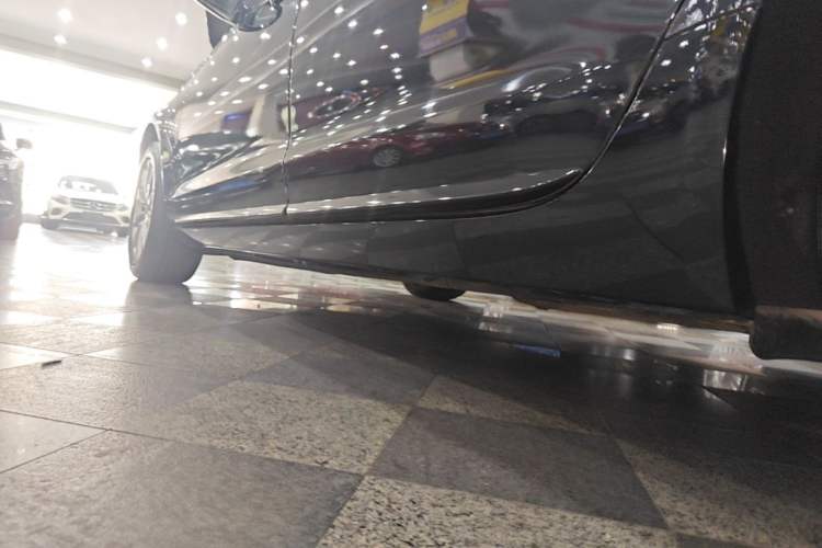 Used Audi A6L 2014 TFSI Standard Model Left Side Sill