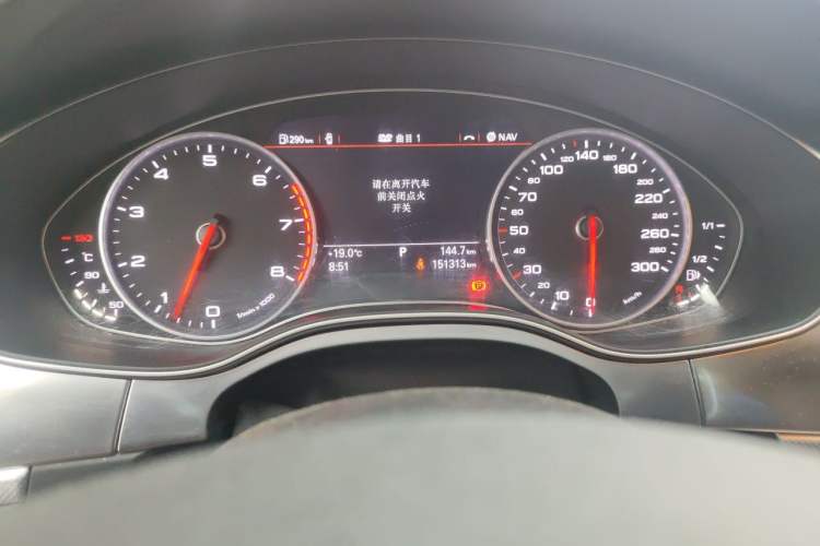 Used Audi A6L 2014 30 FSI Technology Model Odometer Close Up