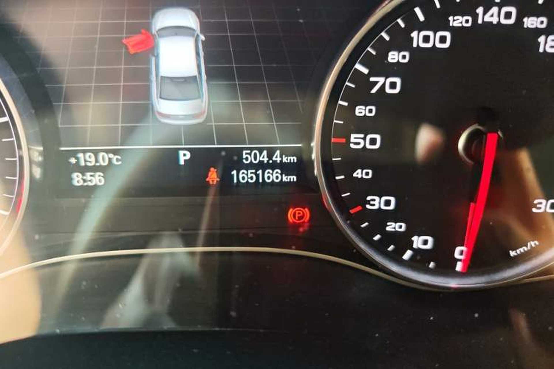 Used Audi A6L 2014 TFSI Comfort Model Odometer Close Up