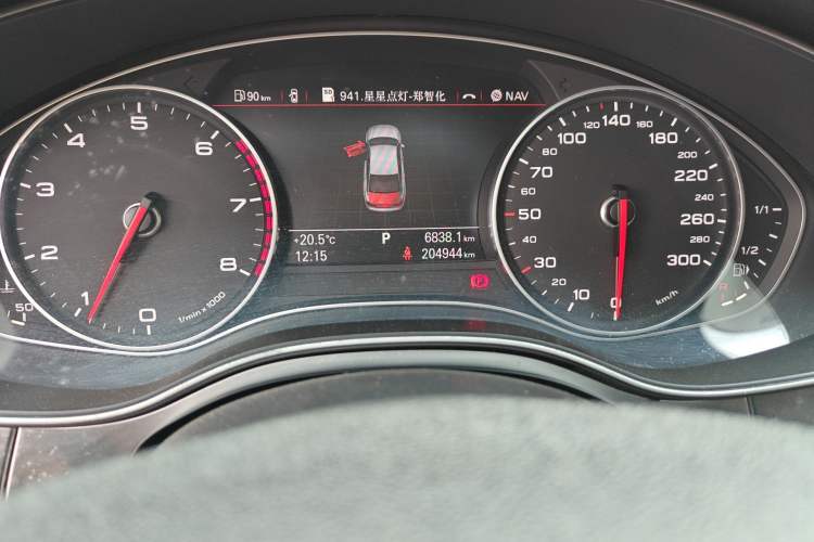 Used Audi A6L 2014 TFSI Standard Model Odometer Close Up