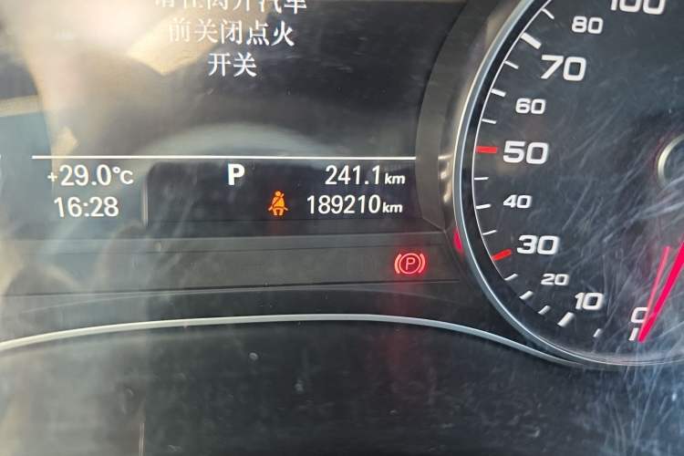 Used Audi A6L 2014 TFSI Comfort Model Odometer Close Up