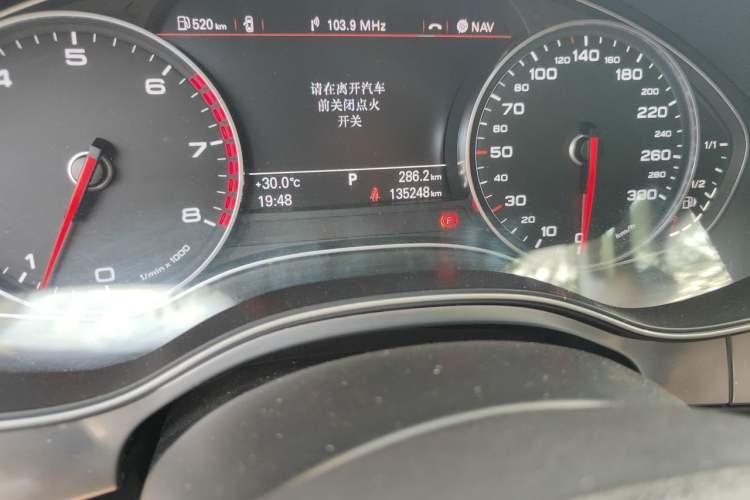 Used Audi A6L 2014 TFSI Standard Model Odometer Close Up