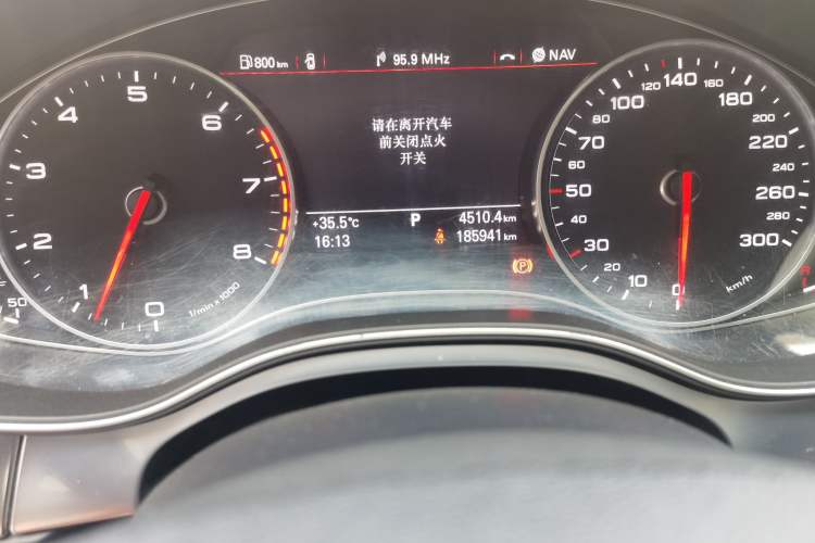 Used Audi A6L 2014 50 TFSI quattro Luxury Model Odometer Close Up