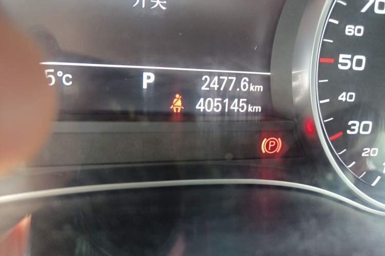Used Audi A6L 2014 50 TFSI quattro Luxury Model Odometer Close Up