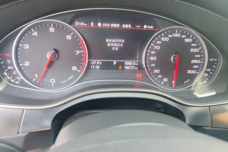 Used Audi A6L 2014 30 FSI Comfort Model Odometer Close Up