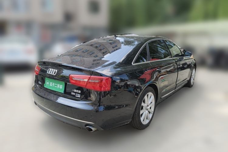 Used Audi A6L 2014 35 FSI quattro Luxury Model Rear Right 45 Deg