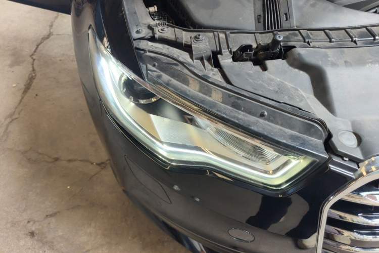 Used Audi A6L 2014 TFSI Standard Model Right Front Headlight