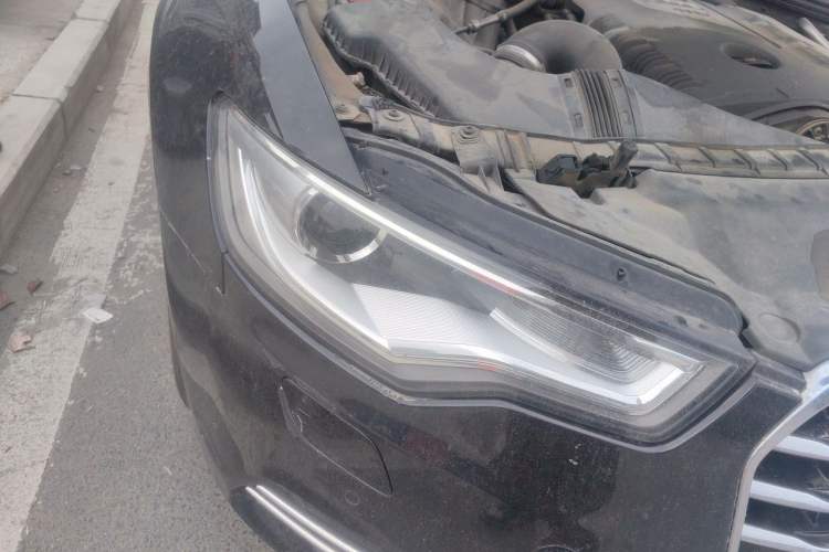 Used Audi A6L 2014 TFSI Standard Model Right Front Headlight