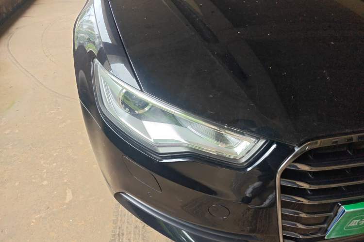 Used Audi A6L 2014 TFSI Standard Model Right Front Headlight