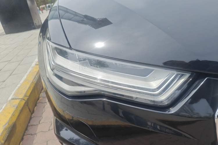 Used Audi A6L 2014 TFSI Standard Model Right Front Headlight