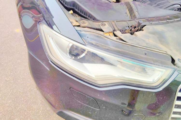 Used Audi A6L 2014 TFSI Standard Model Right Front Headlight