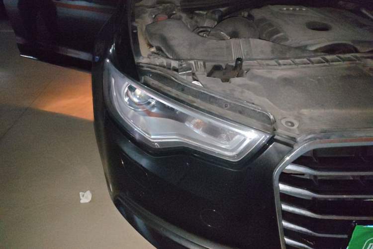 Used Audi A6L 2014 TFSI Standard Model Right Front Headlight