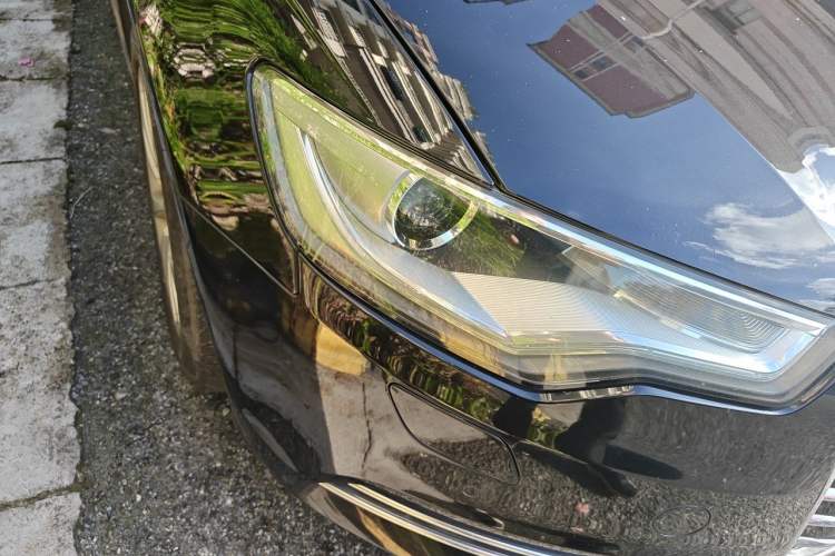 Used Audi A6L 2014 TFSI Standard Model Right Front Headlight
