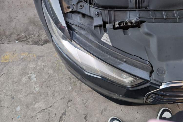 Used Audi A6L 2014 TFSI Standard Model Right Front Headlight