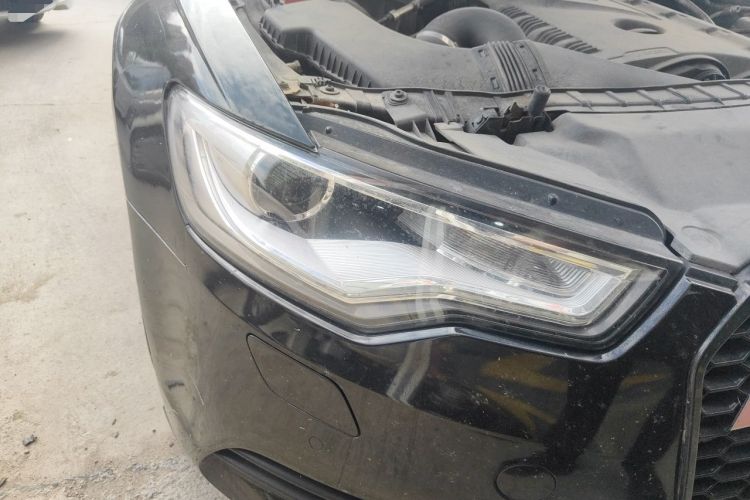 Used Audi A6L 2014 TFSI Standard Model Right Front Headlight
