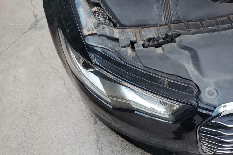 Used Audi A6L 2014 TFSI Standard Model Right Front Headlight