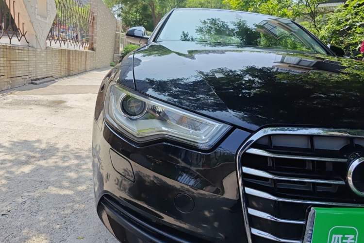 Used Audi A6L 2014 TFSI Standard Model Right Front Headlight