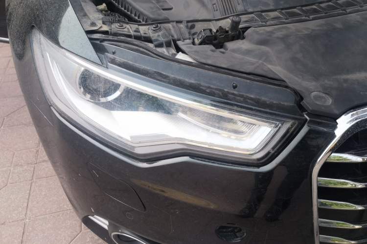 Used Audi A6L 2014 50 TFSI quattro Luxury Model Right Front Headlight