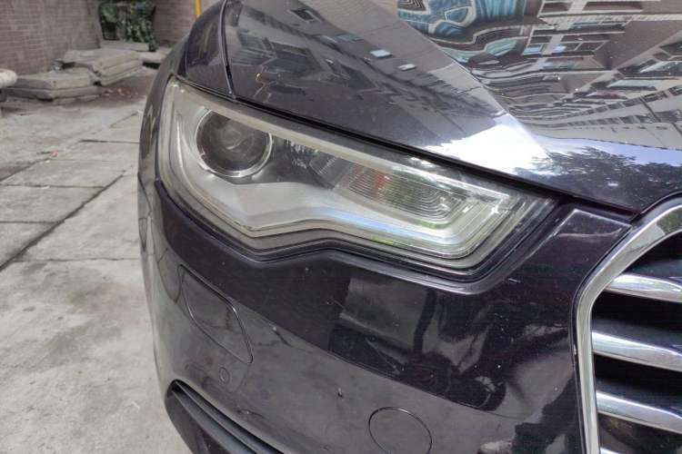 Used Audi A6L 2014 TFSI Standard Model Right Front Headlight