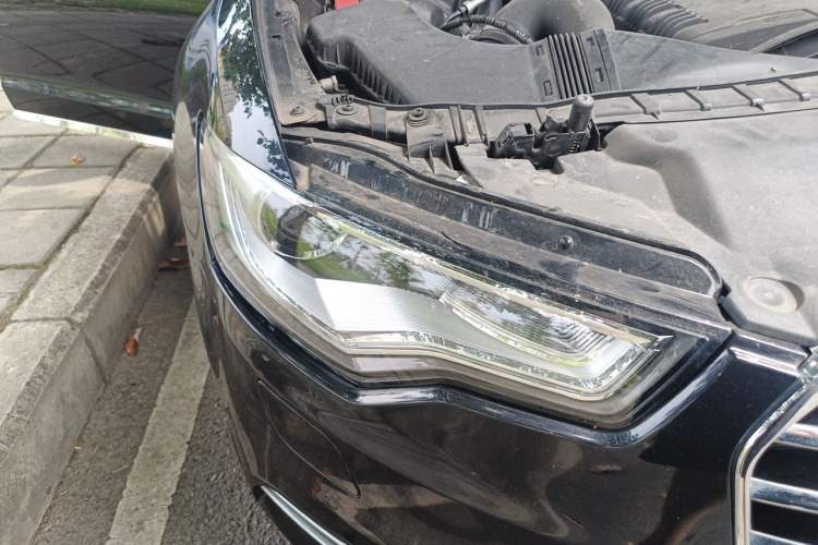 Used Audi A6L 2014 TFSI Standard Model Right Front Headlight