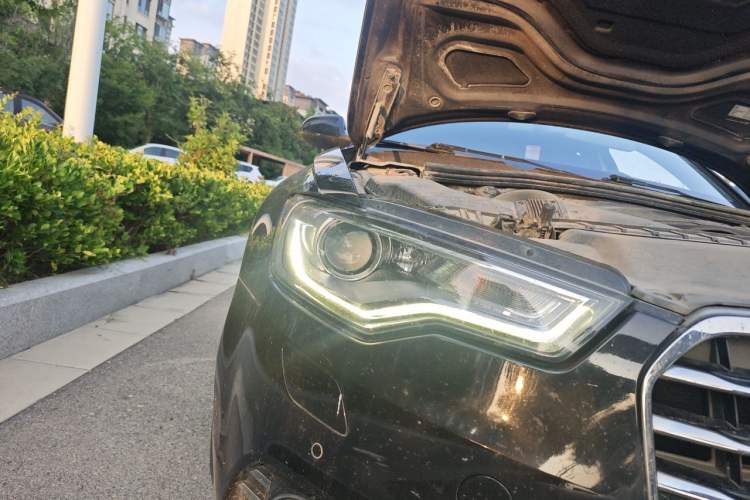 Used Audi A6L 2014 TFSI Standard Model Right Front Headlight