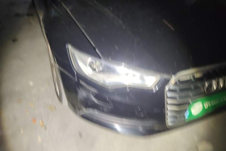 Used Audi A6L 2014 TFSI Standard Model Right Front Headlight