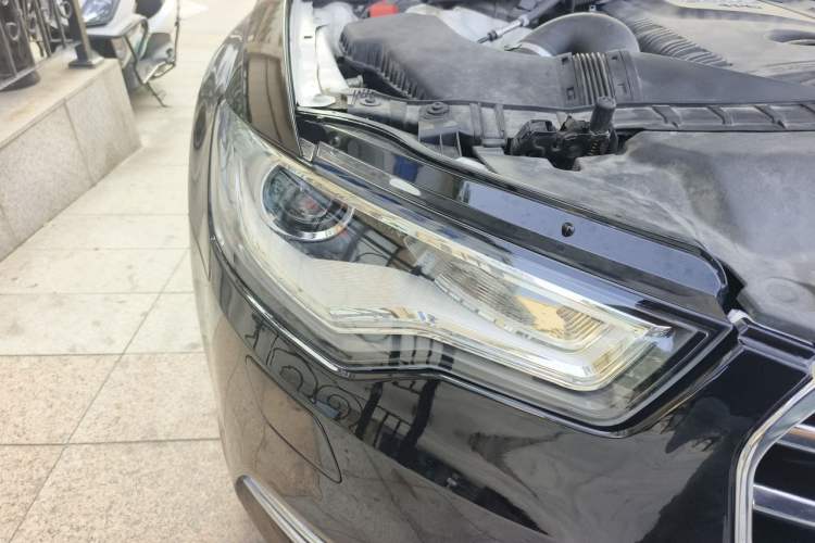 Used Audi A6L 2014 TFSI Standard Model Right Front Headlight
