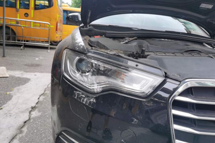 Used Audi A6L 2014 TFSI Standard Model Right Front Headlight