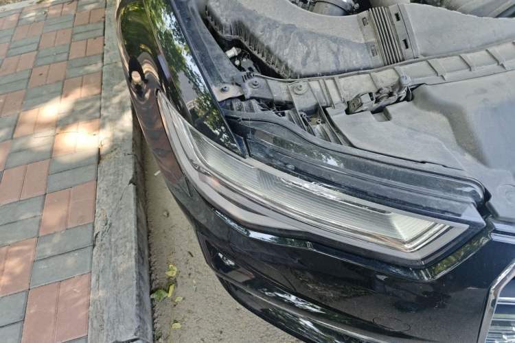 Used Audi A6L 2014 TFSI Standard Model Right Front Headlight