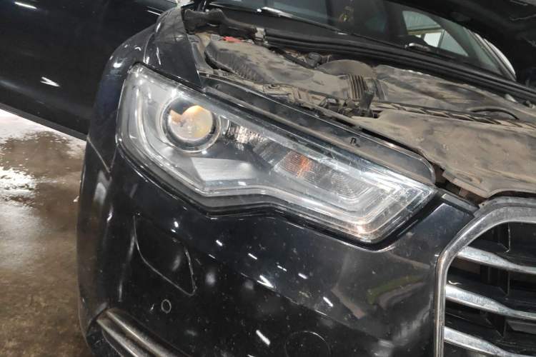 Used Audi A6L 2014 TFSI Standard Model Right Front Headlight