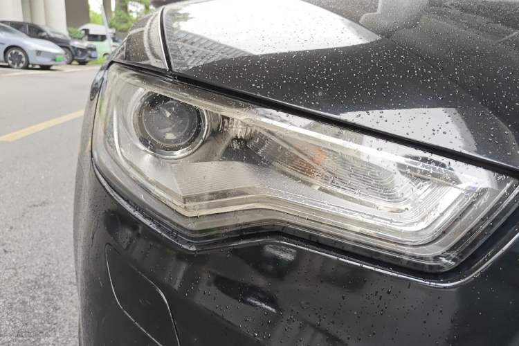 Used Audi A6L 2014 30 FSI Technology Model Right Front Headlight