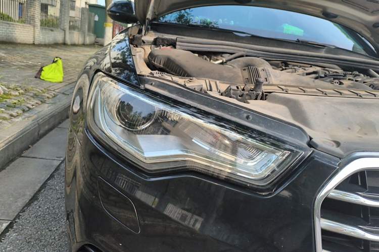 Used Audi A6L 2014 TFSI Standard Model Right Front Headlight