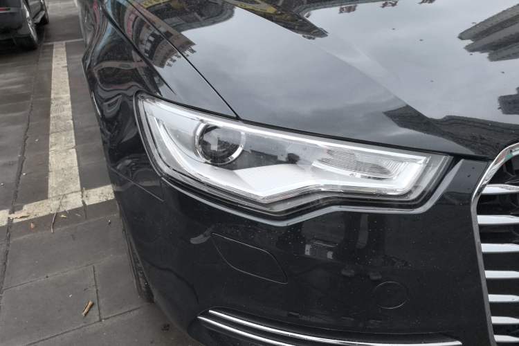 Used Audi A6L 2014 TFSI Standard Model Right Front Headlight