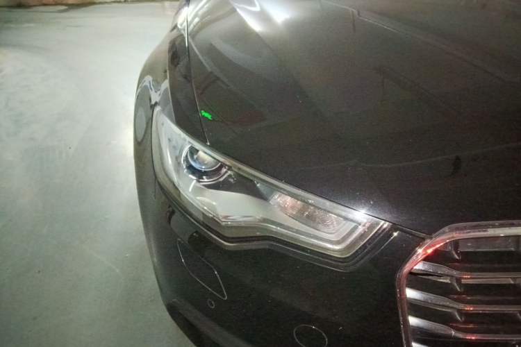 Used Audi A6L 2014 TFSI Standard Model Right Front Headlight