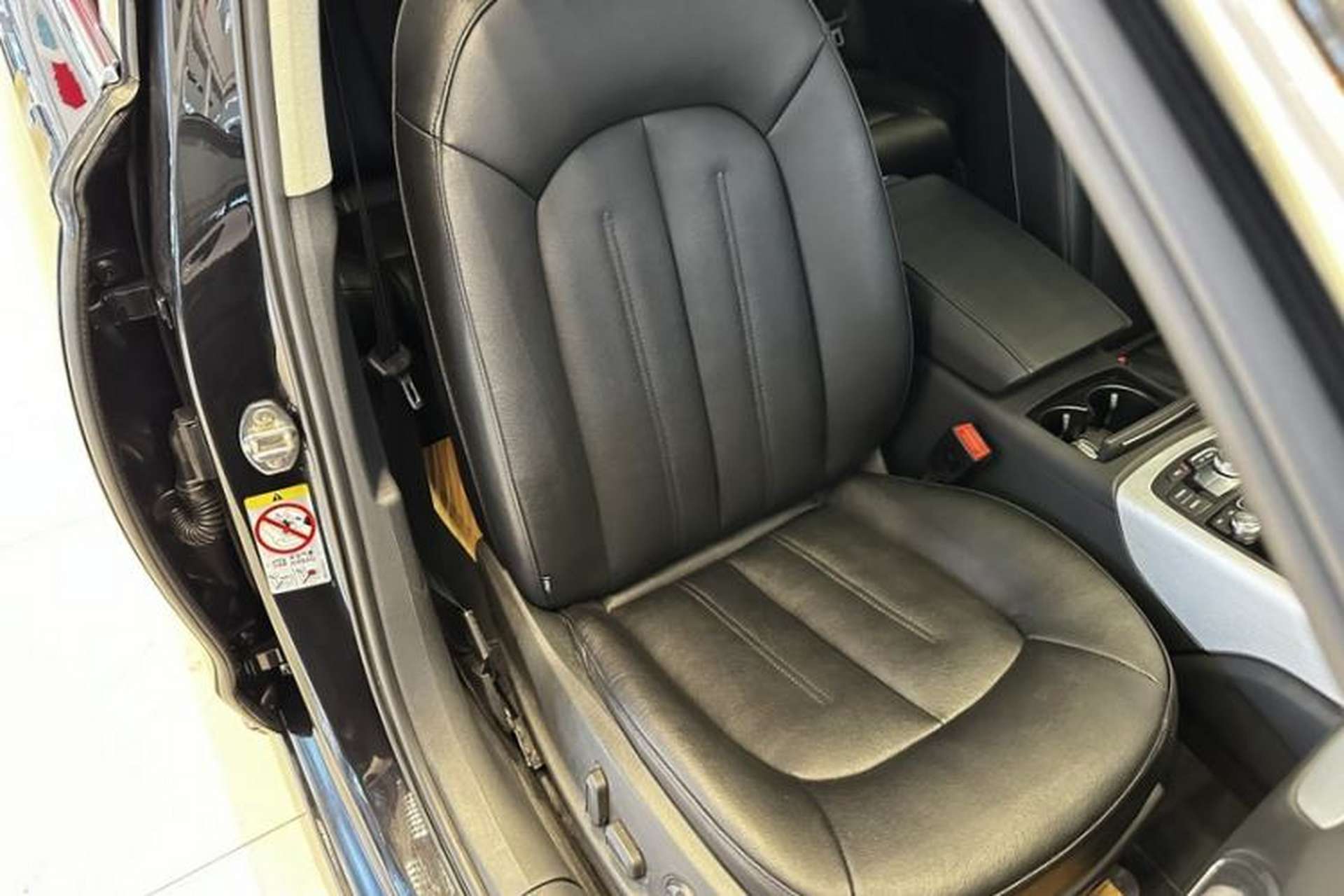 Used Audi A6L 2014 30 FSI Technology Model Right Front Seat