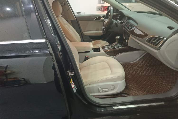 Used Audi A6L 2014 30 FSI Comfort Model Right Front Seat