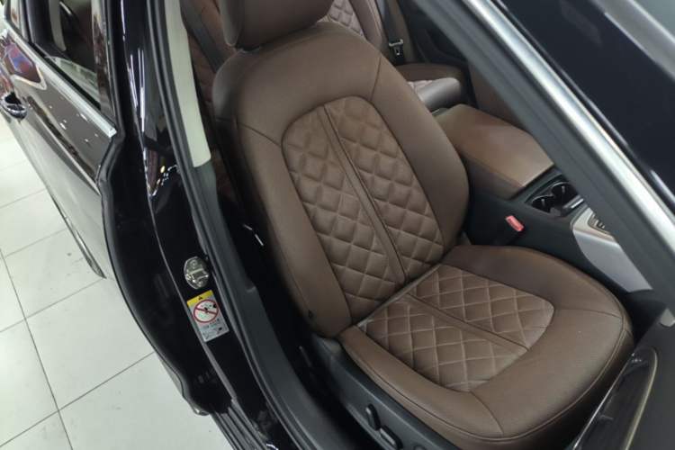 Used Audi A6L 2014 30 FSI Technology Model Right Front Seat