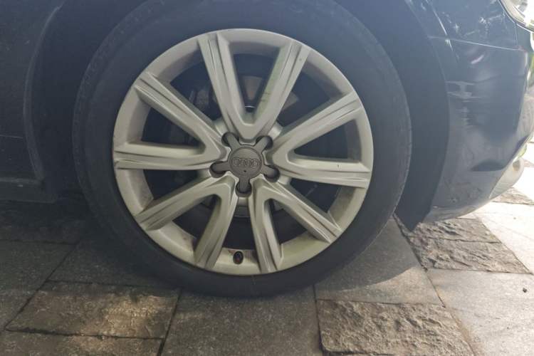 Used Audi A6L 2014 35 FSI Comfort Version Right Front Wheel Hub