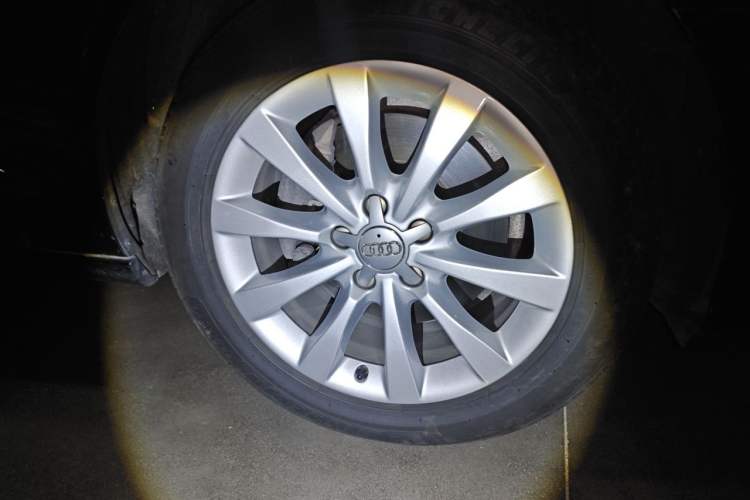 Used Audi A6L 2014 TFSI Comfort Model Right Front Wheel Hub