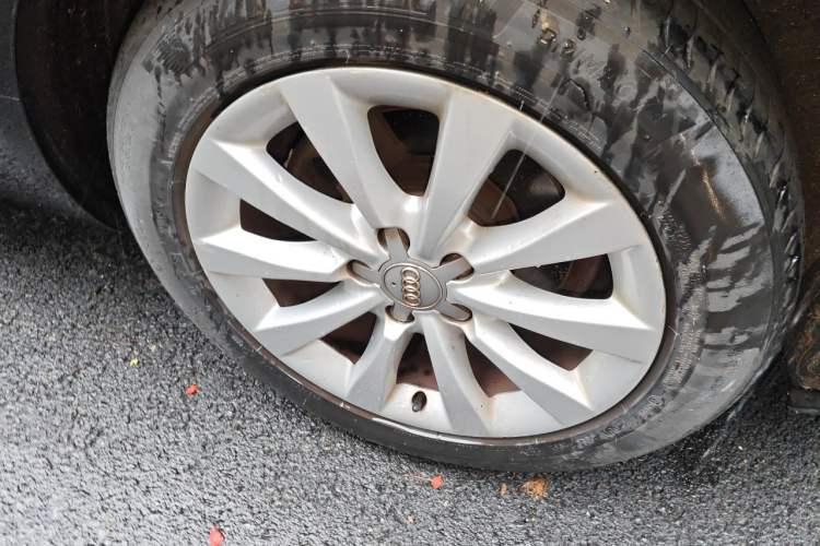 Used Audi A6L 2014 TFSI Comfort Model Right Front Wheel Hub