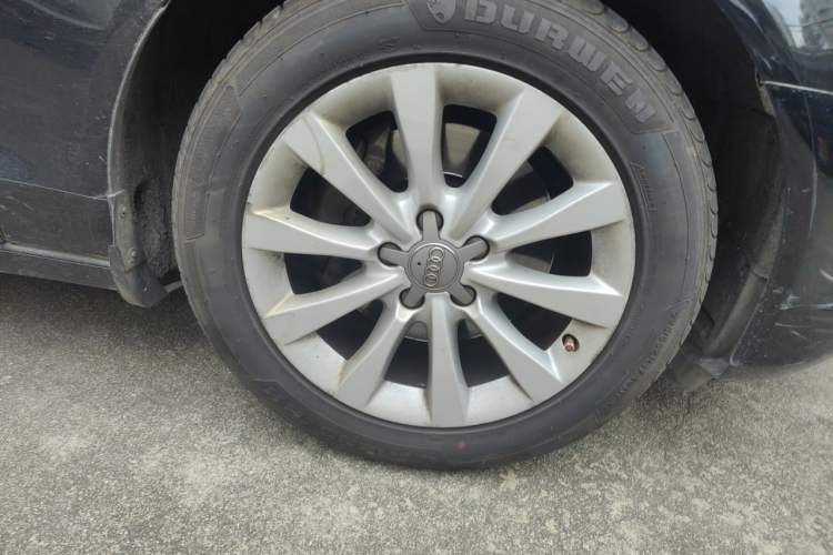 Used Audi A6L 2014 30 FSI Comfort Model Right Front Wheel Hub