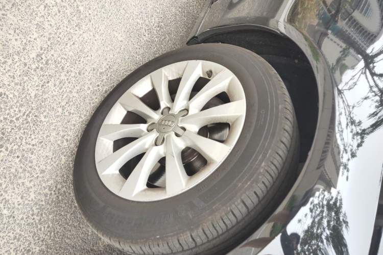 Used Audi A6L 2014 30 FSI Luxury Model Right Front Wheel Hub