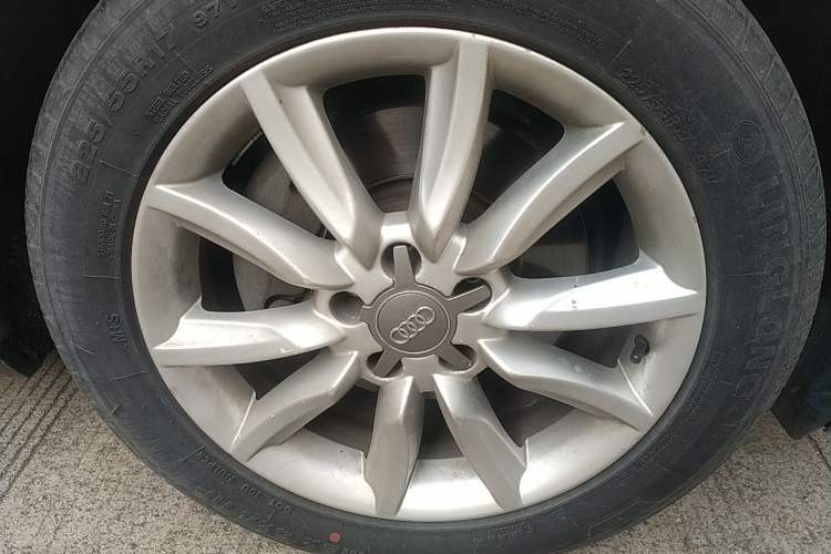 Used Audi A6L 2014 30 FSI Technology Model Right Front Wheel Hub