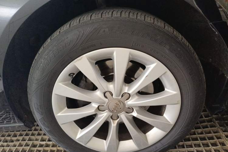 Used Audi A6L 2014 30 FSI Comfort Model Right Front Wheel Hub
