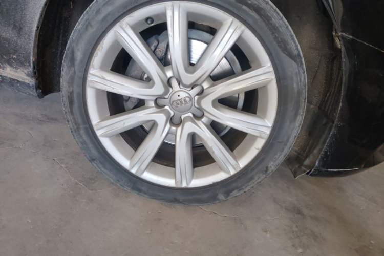 Used Audi A6L 2014 TFSI Standard Model Right Front Wheel Hub