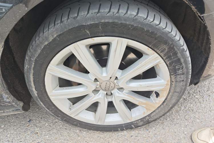 Used Audi A6L 2014 35 FSI Comfort Version Right Front Wheel Hub