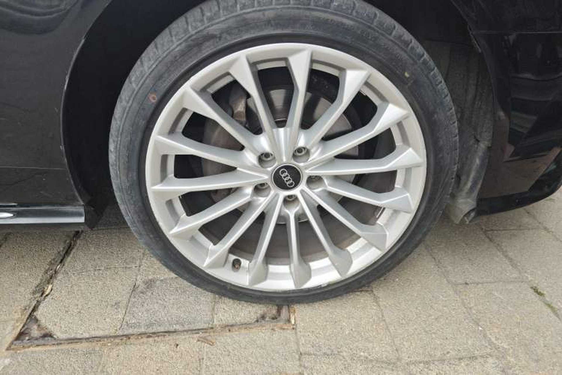 Used Audi A6L 2014 TFSI Standard Model Right Front Wheel Hub