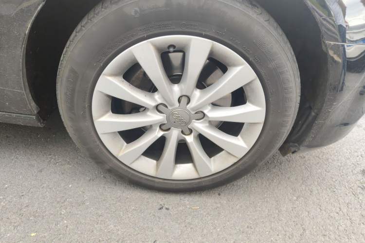 Used Audi A6L 2014 30 FSI Comfort Model Right Front Wheel Hub